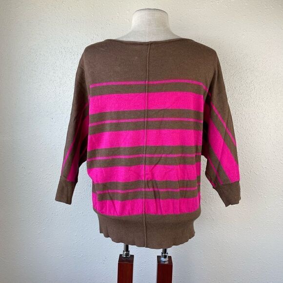 JCP Three Quarter Sleeve Top Size M EUC - Picture 4 of 6